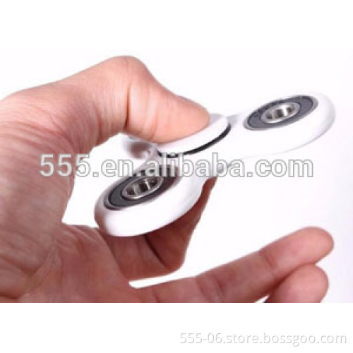 Novelty Finger Toy Plastic Hand Fidget Spinner with High Quality Bearing for Anti Stress